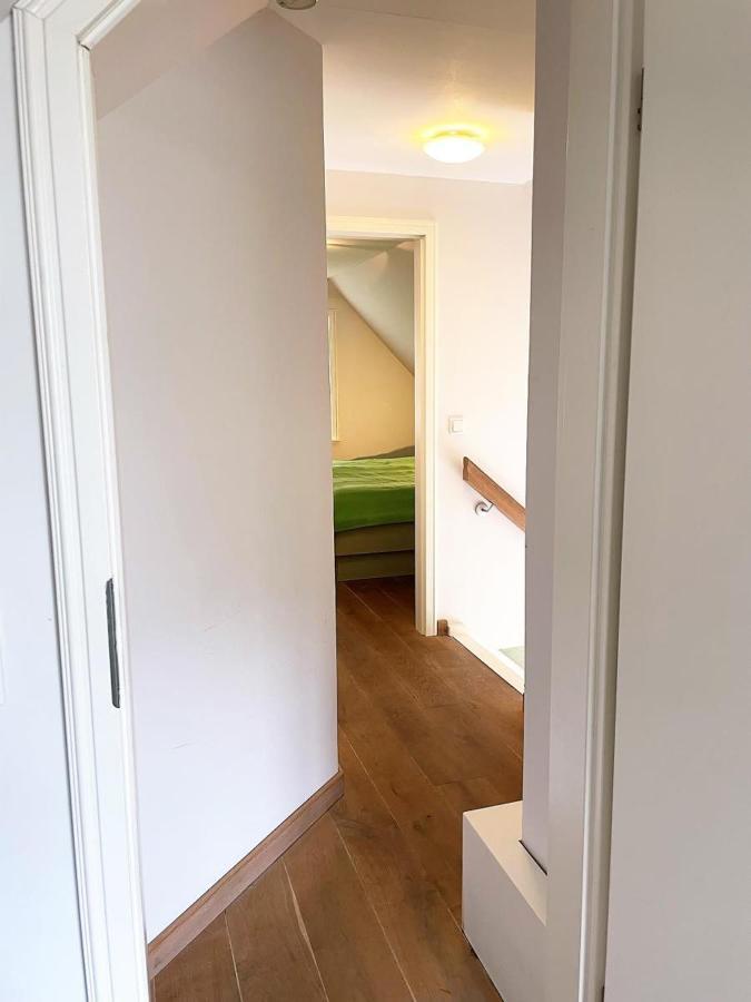 Das Puppenhaus, Reetdach, Sauna, Kamin, Eingezaeunt, Badewanne, Haustiere Willkommen Emmelsbüll-Horsbüll 外观 照片