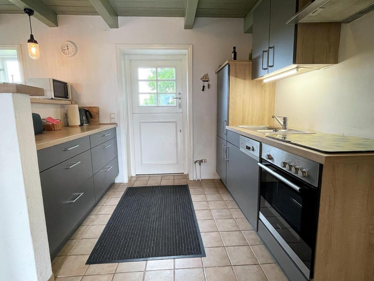 Das Puppenhaus, Reetdach, Sauna, Kamin, Eingezaeunt, Badewanne, Haustiere Willkommen Emmelsbüll-Horsbüll 外观 照片
