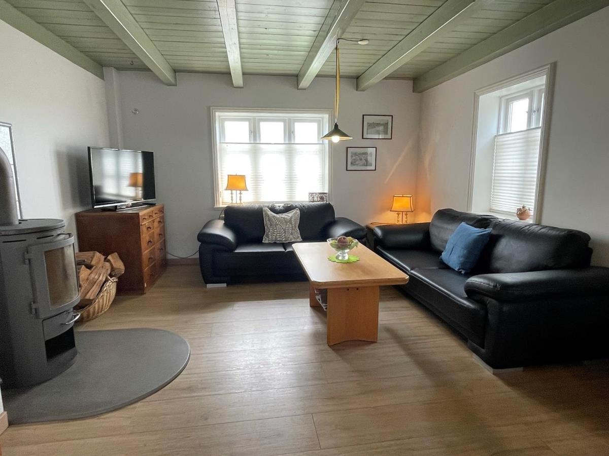 Das Puppenhaus, Reetdach, Sauna, Kamin, Eingezaeunt, Badewanne, Haustiere Willkommen Emmelsbüll-Horsbüll 外观 照片