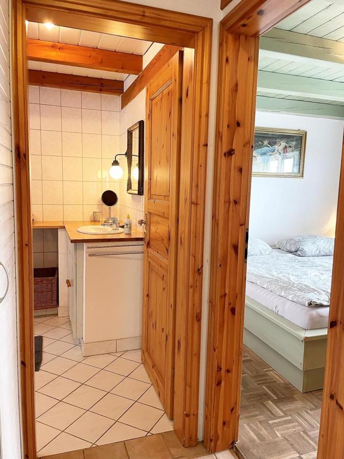 Das Puppenhaus, Reetdach, Sauna, Kamin, Eingezaeunt, Badewanne, Haustiere Willkommen Emmelsbüll-Horsbüll 外观 照片