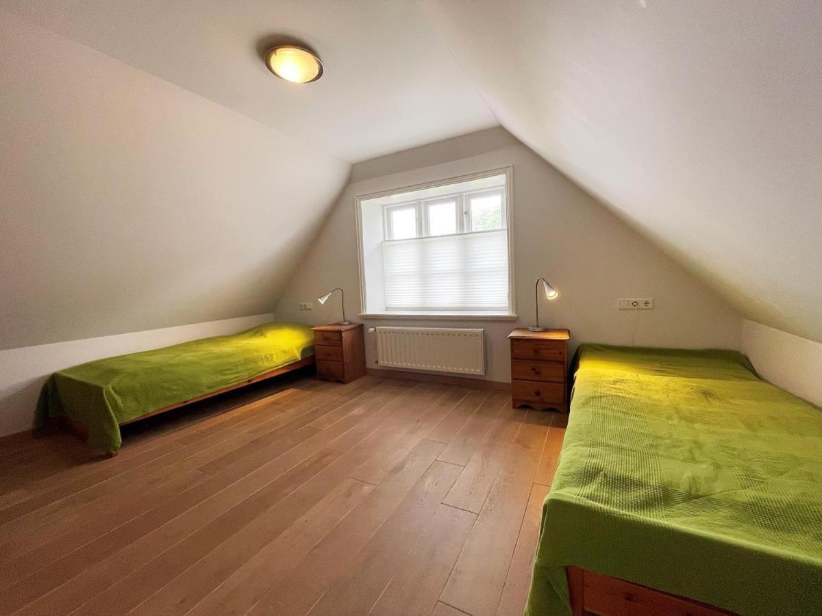 Das Puppenhaus, Reetdach, Sauna, Kamin, Eingezaeunt, Badewanne, Haustiere Willkommen Emmelsbüll-Horsbüll 外观 照片